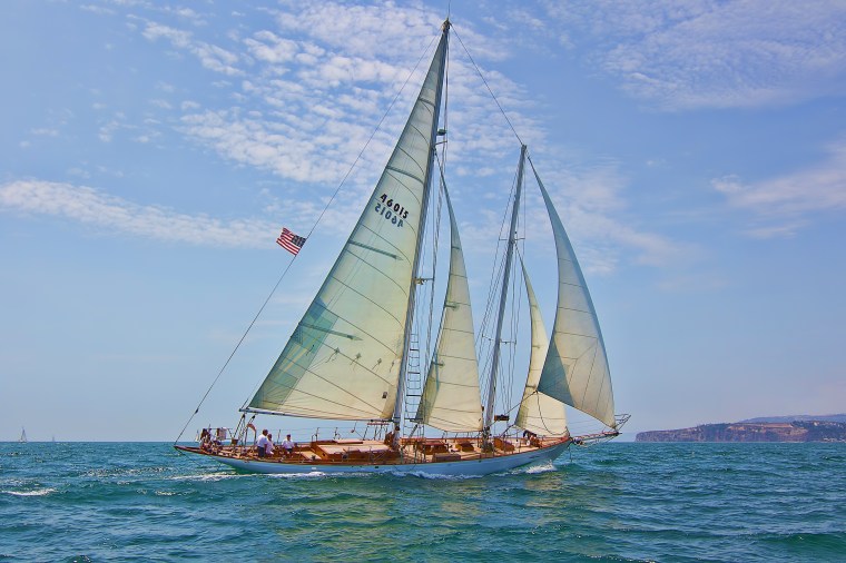 The schooner Curlew under full sail off Dana Point